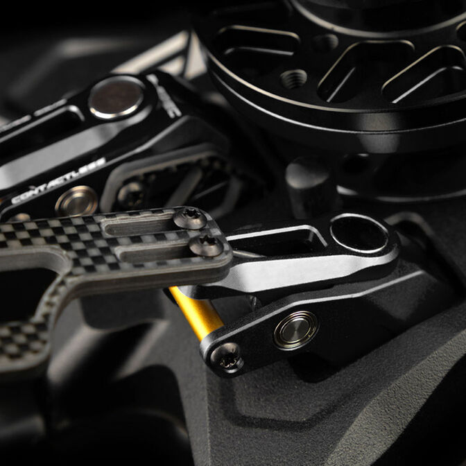 Volante Cube Controls F-PRO Dual-mode connection ( USB e Bluetooth) - Negro image number 3