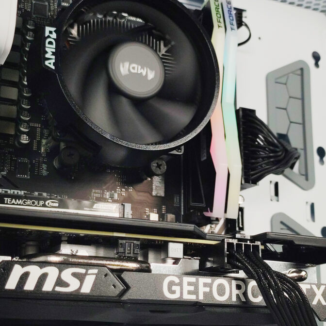 Ordenador King Mod Gamer-PC Ryzen 5 7500F 32GB DDR5 1TB RTX 4060 Ti W11 image number 4