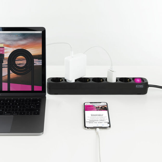 Regleta NanoCable 6 Tomas com switch 1.4 M Negro image number 3