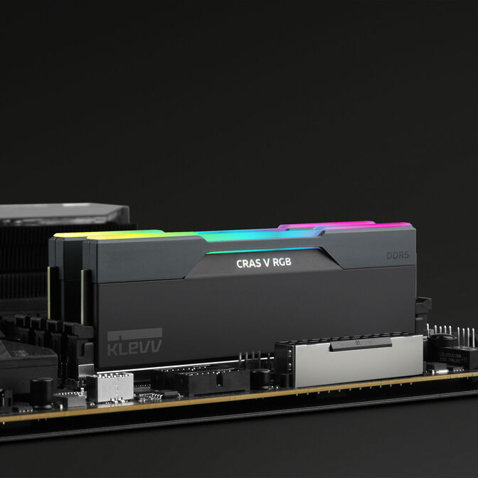 KLEVV Kit 32GB (2 x 16GB) DDR5 CRAS V 6400MHz CL30 RGB Obsidian Black (Intel XMP/AMD Expo) image number 16