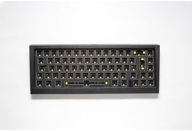 Kit de teclado DYI Ducky Outlaw 65 (paquete de bonificación incluido por valor de 150 €) Negro image number 3
