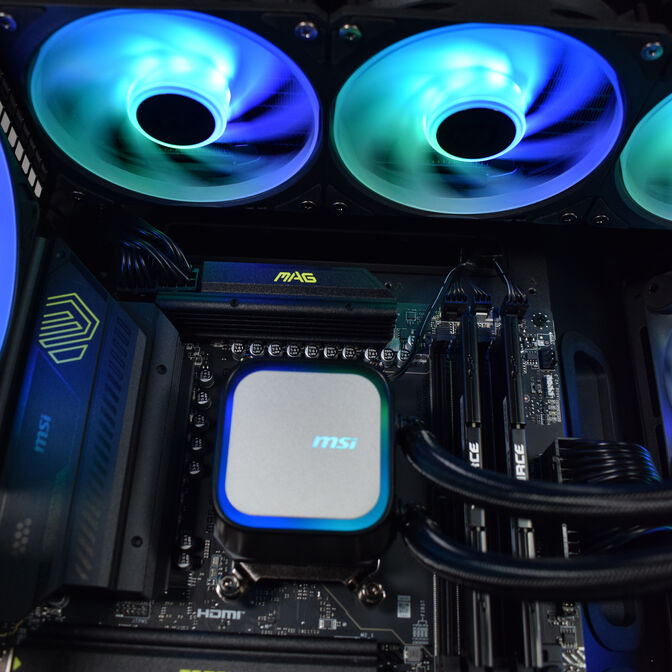 Ordenador King Mod Gamer-PC Ryzen 7 7800X3D 32GB DDR5 2TB RTX 5070 Ti WiFi W11 image number 7