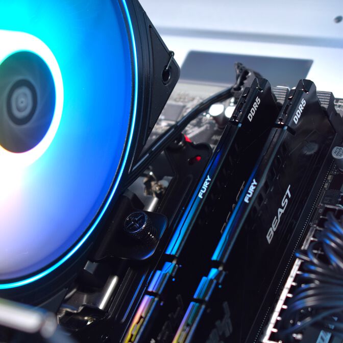 Ordenador AURA Gamer-PC TEAM 7 EDITION Ryzen 5 7500F 32GB DDR5 1TB RTX 5070 WiFi W11 V2 image number 5