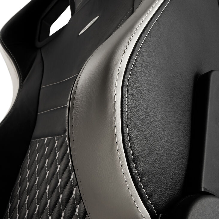 Silla noblechairs EPIC Real Leather - Negro / Blanco / Rojo image number 14