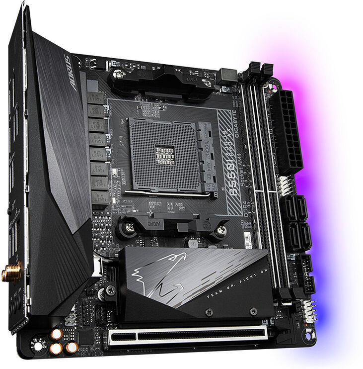Placa Base Gigabyte B550I Aorus Pro AX image number 2