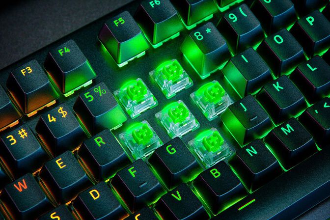 Teclado Razer BlackWidow V4 Pro RGB Green Switch (US) image number 10