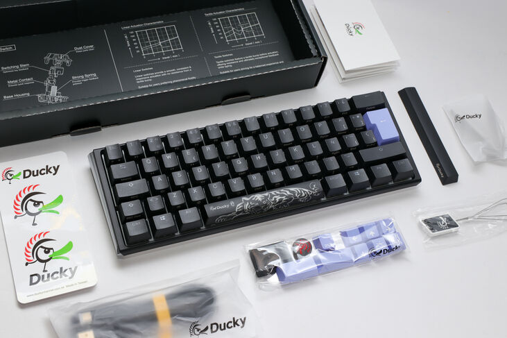 Teclado Mecânico Ducky ONE 3 Classic Mini 60% MX-Brown (ES) image number 4