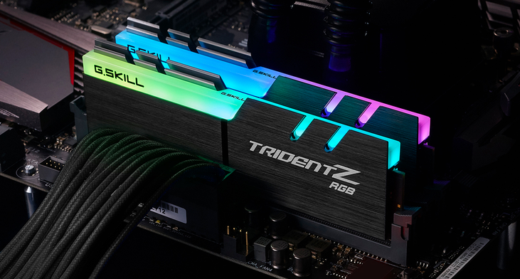 G.Skill Kit 16GB (2 X 8GB) DDR4 3200MHz Trident Z RGB AMD CL16 image number 2