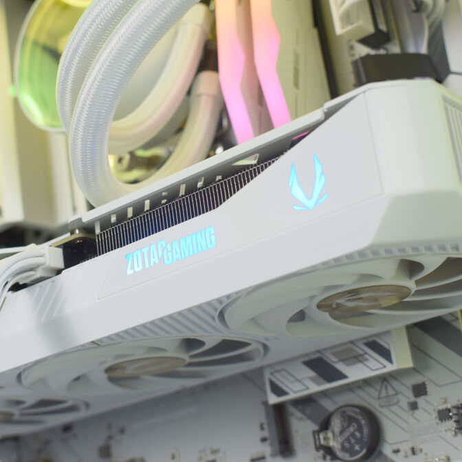 Ordenador AURA Gamer-PC Ryzen 7 7800X3D 32GB DDR5 1TB RTX 5070 WiFi W11 V2 image number 6
