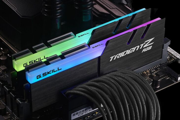 G.Skill Kit 16GB (2 X 8GB) DDR4 3200MHz Trident Z RGB CL16 image number 3