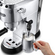 Cafetera Expresso DeLonghi Dedica EC685 1300W 15 Bar Metal image number null
