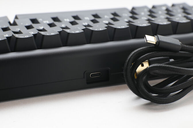 Teclado Mec&acirc;nico Ducky Tinker65 65% RGB Black MX-Brown (ES) image number 3