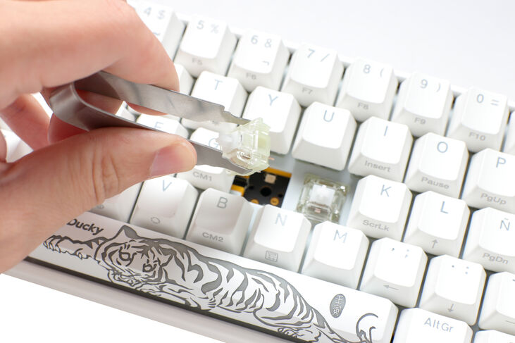 Teclado Mecânico Ducky ONE 3 Classic Mini 60% Pure White MX-Clear (ES) image number 5