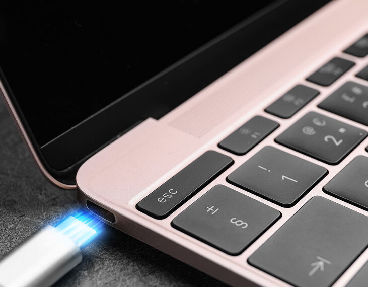 HUB USB D-Link USB-C Macho > 3 x USB 3.0 (SS) + 1 x HDMI (4K Ready) + 1 x USB-C (Thunderbolt 3) (PD60W) + 1 x RJ45 image number 6
