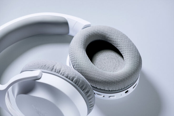 Auriculares Razer Barracuda X Wireless/Bluetooth Mercury image number 3