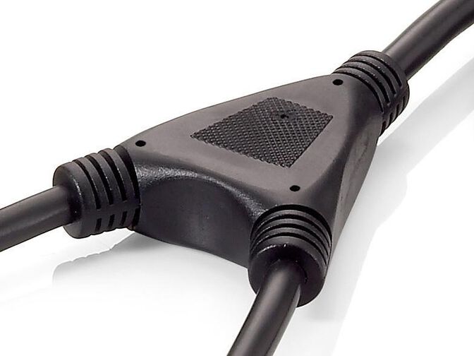 Cable Alimentaci&oacute;n Equip  (2-1) 1.8 M Negro image number 3