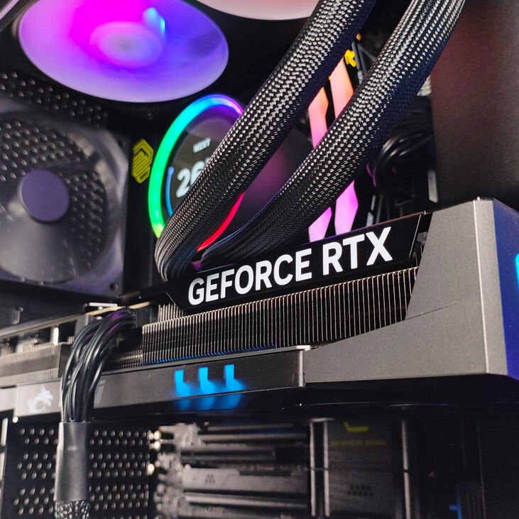 Ordenador King Mod Gamer-PC X NZXT Ryzen 7 9800X3D 32GB DDR5 2TB RTX 5070 Ti WiFi W11 image number 8