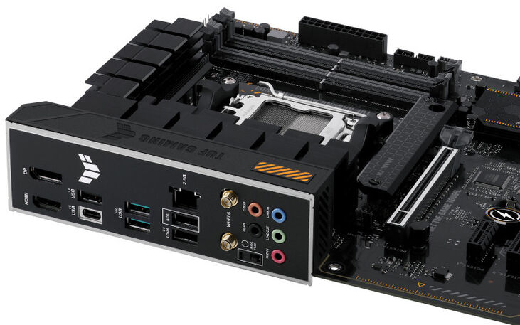 Placa Base Asus TUF A620-Pro Gaming WiFi image number 5