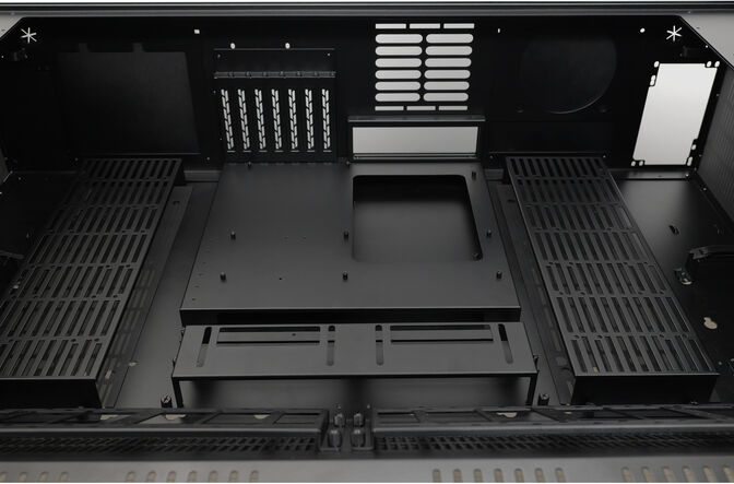 Secret&aacute;ria Lian Li DK07X Negro image number 9