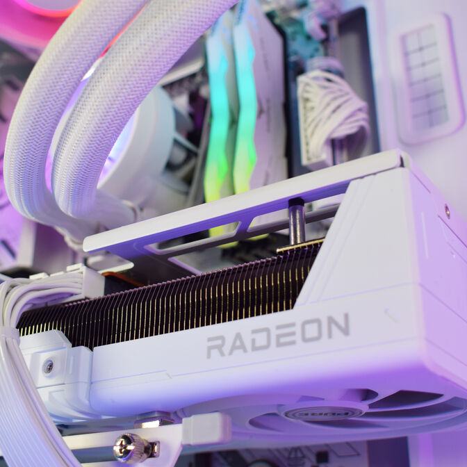 Ordenador King Mod Gamer-PC Ryzen 7 9800X3D 32GB DDR5 2TB RX 9070 XT WiFi W11 V2 image number 5