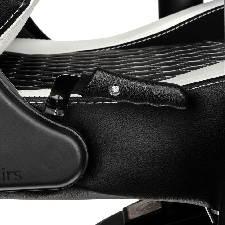 Silla noblechairs EPIC Real Leather - Negro / Blanco / Rojo image number 10