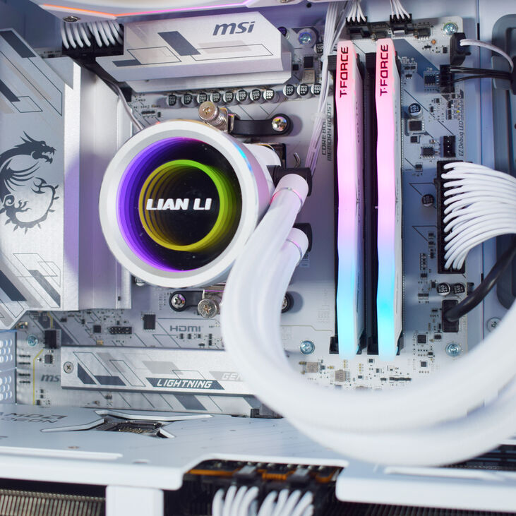 Ordenador King Mod Gamer-PC Ryzen 7 7800X3D 32GB DDR5 2TB RX 9070 XT WiFi W11 image number 7