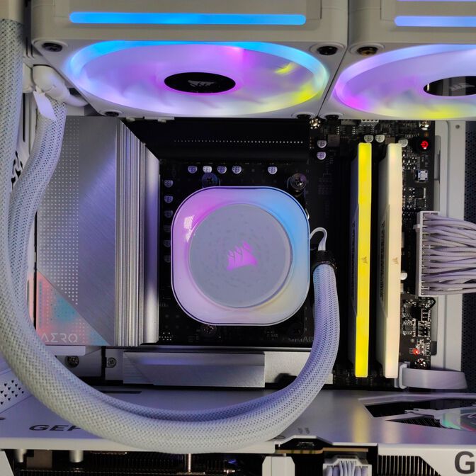 Ordenador King Mod Limited-PC Ryzen 7 9800X3D 32GB DDR5 2TB RTX 5080 WiFi W11 V3 image number 7