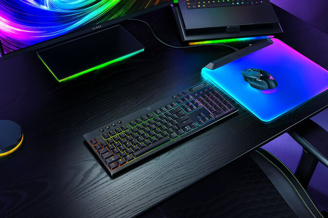 Teclado Razer BlackWidow V4 Low-Profile HyperSpeed RGB Yellow Switch (US) image number 2