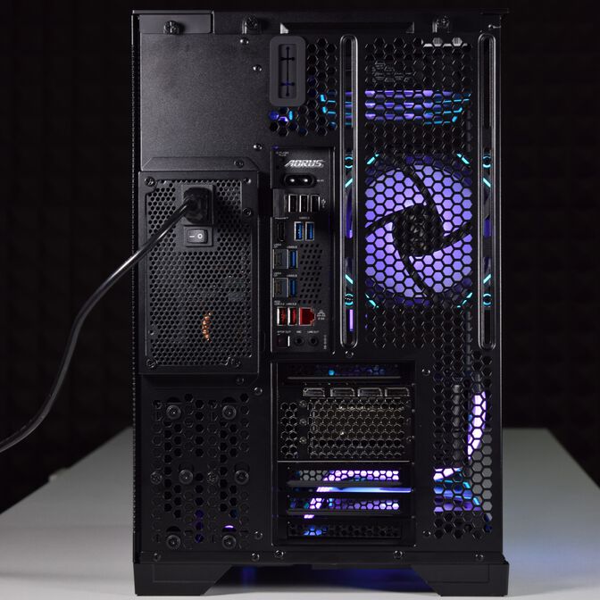 Ordenador King Mod Gamer-PC Ryzen 7 9850X3D 32GB DDR5 2TB RTX 5090 WiFi W11 image number 4