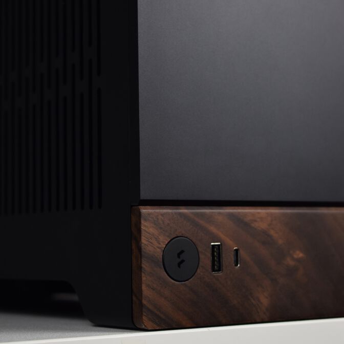 Ordenador King Mod Gamer-PC Mini Edition Ryzen 7 9800X3D 32GB DDR5 2TB RTX 5080 WiFi W11 V5 image number 8