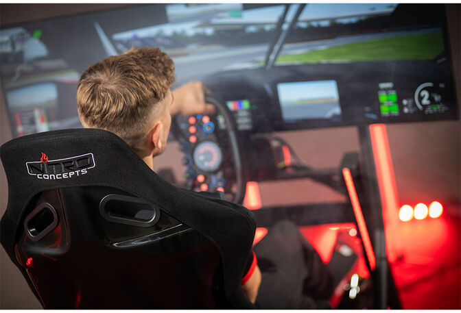 KIT LED's Nitro Concepts E-Racer image number 3