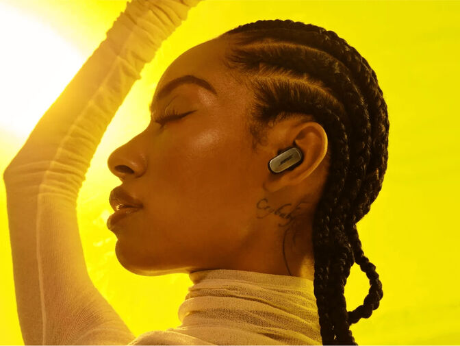 Auriculares Bose QuietComfort Ultra Earbuds Noise Cancelling Preto image number 4