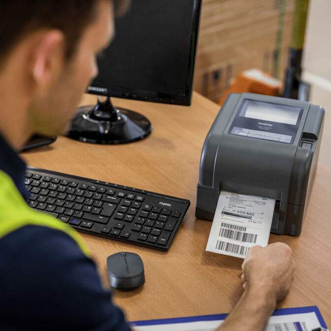 Impresora de Etiquetas Brother TD-4520TN image number 7