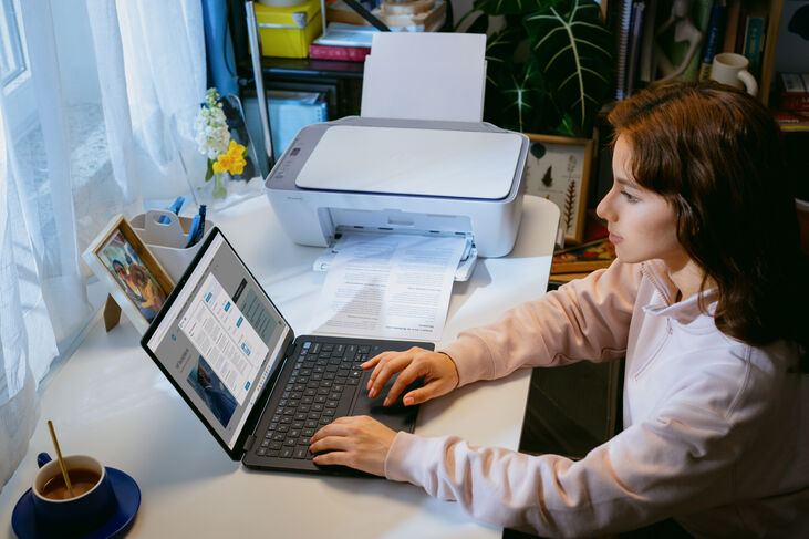 Impressora Multifun&ccedil;&otilde;es a Jato de Tinta HP DeskJet 2922 All-in-One WiFi image number 5