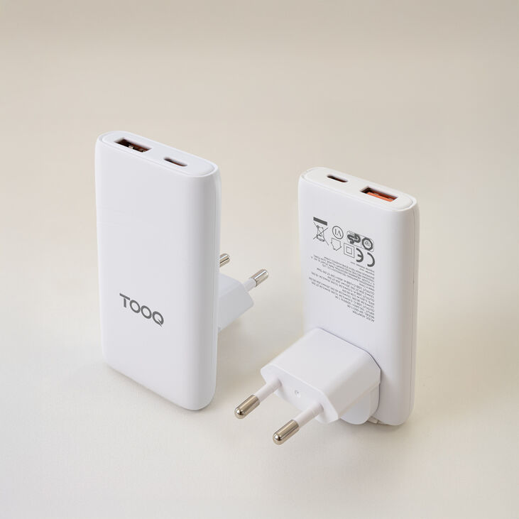 Cargador Tooq GaN USB-C/PD+USB-A/QC 65W, Blanco image number 1