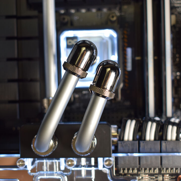 Ordenador King Mod Liquid-PC Ryzen 7 9800X3D 32GB DDR5 2TB RX 9070 XT WiFi W11 image number 6