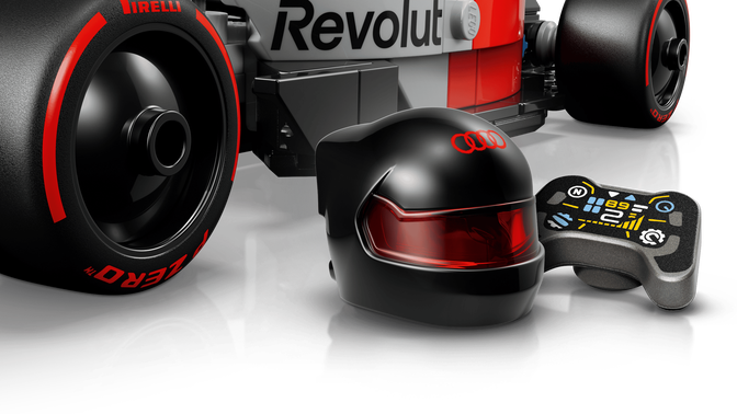 LEGO Speed Champions: Coche de Carreras Audi Revolut F1 Team R26, 216 Piezas (77259) image number 5
