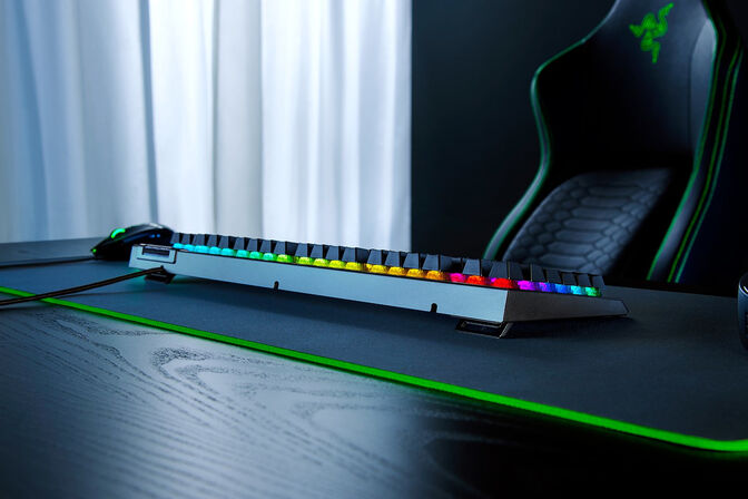 Teclado Razer BlackWidow V4 X RGB Yellow Switch (ES) image number 4