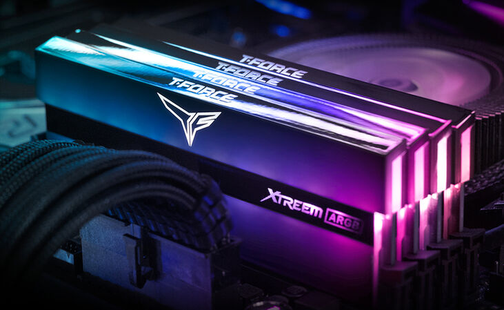 Team Group Kit 16GB (2 x 8GB) DDR4 3600MHz Xtreem ARGB Mirror CL18 image number 4