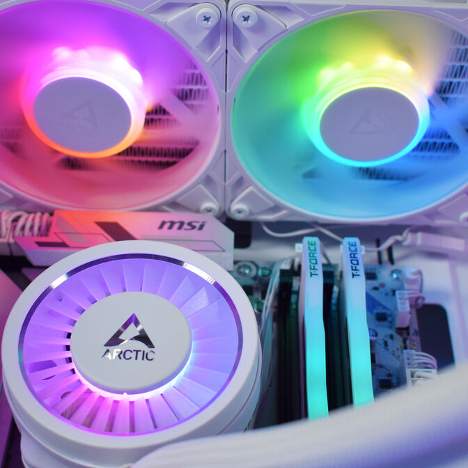 Ordenador King Mod Gamer-PC Ryzen 7 9800X3D 32GB DDR5 2TB RX 9070 XT WiFi W11 V2 image number 7