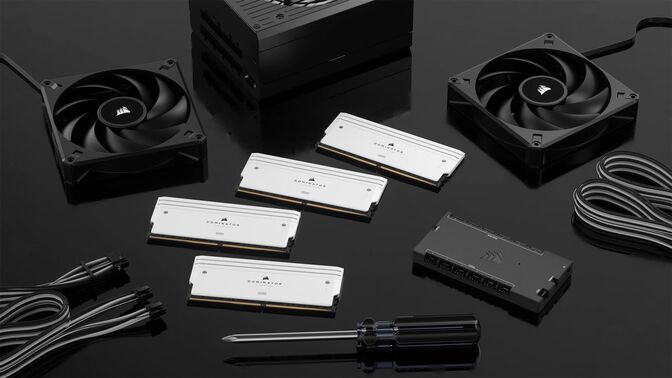 Corsair Kit 64GB (2 x 32GB) DDR5 6400MHz Dominator Titanium RGB White CL32 image number 11