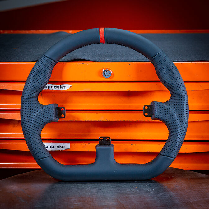 Asetek SimSports GT Rim - Closed D, Cuero negro image number 1