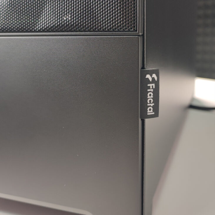 Ordenador AURA Gamer-PC Ryzen 5 7500F 32GB DDR5 1TB RTX 5060 Ti 16GB WiFi W11 image number 9