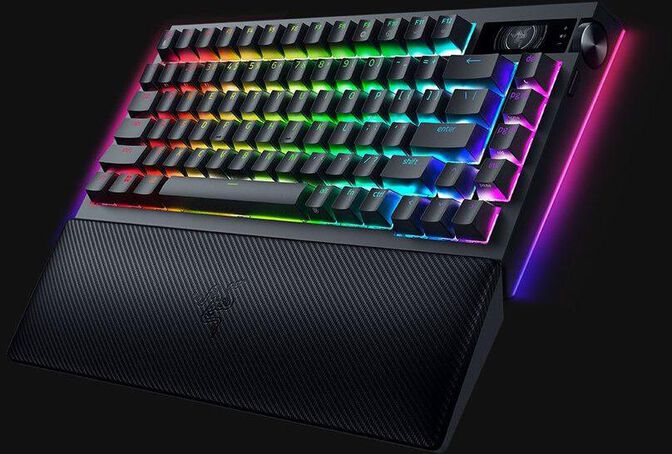 Teclado Razer BlackWidow V4 Pro 75% RGB Tactile Switch Wireless/Bluetooth (US) image number 1
