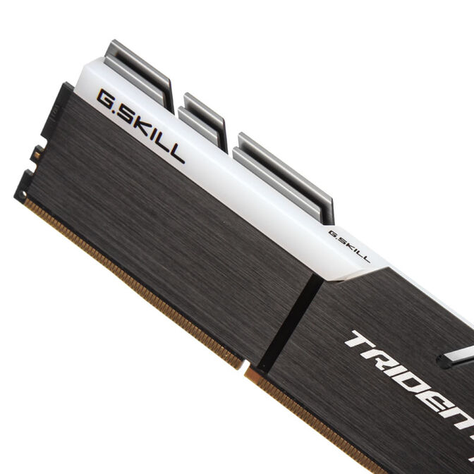 G.Skill Kit 32GB (2 x 16GB) DDR4 3200MHz Trident Z RGB CL16 image number 5