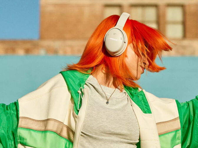 Auscultadores Bose QuietComfort Noise Cancelling Over-Ear Bluetooth Branco image number 3