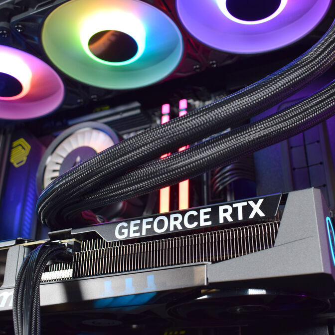 Ordenador King Mod Gamer-PC Ryzen 7 9800X3D 32GB DDR5 2TB RTX 5070 Ti WiFi W11 image number 5