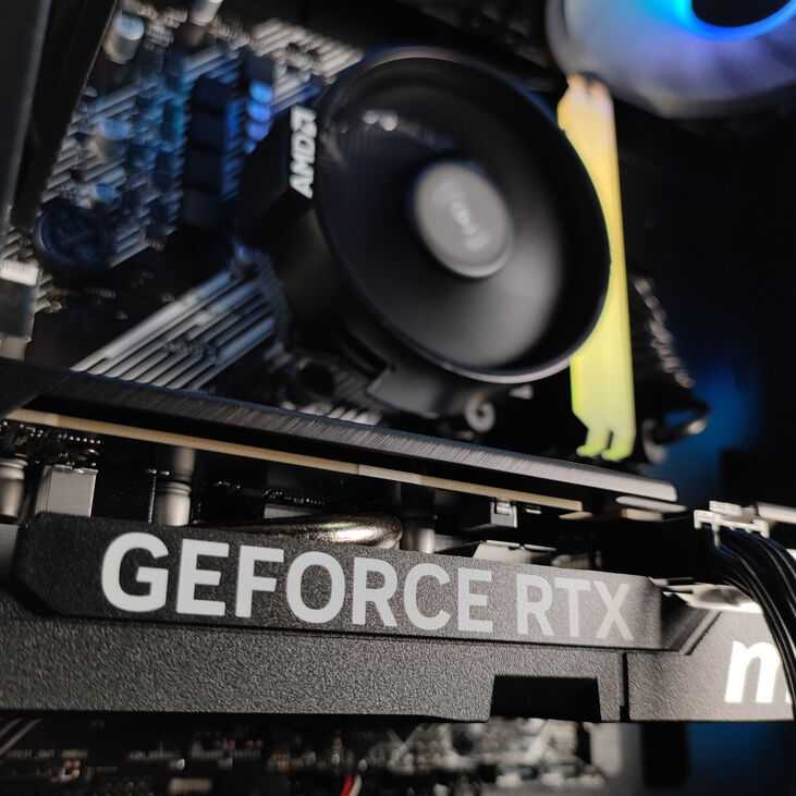 Ordenador AURA Gamer-PC Ryzen 5 5600 32GB DDR4 1TB RTX 5060 Ti 16GB WiFi W11 image number 9