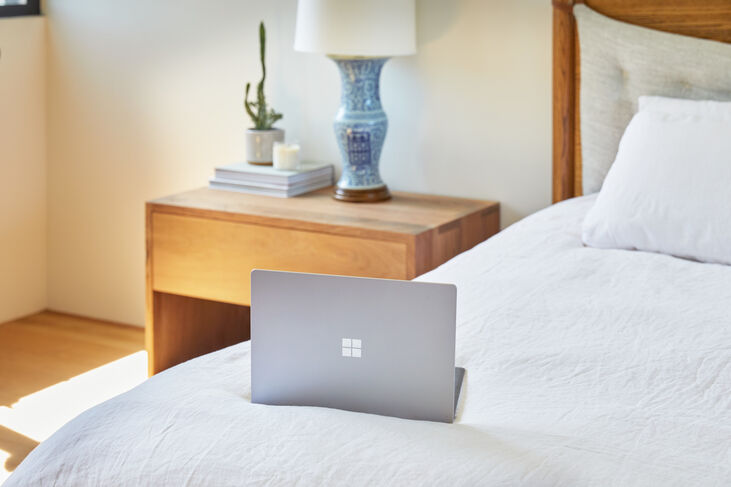 Microsoft Surface Laptop 3 15" Intel Core i5 1035G7 (4 Cores) 8GB RAM 128GB SSD Win 10 Pro Platina image number 9