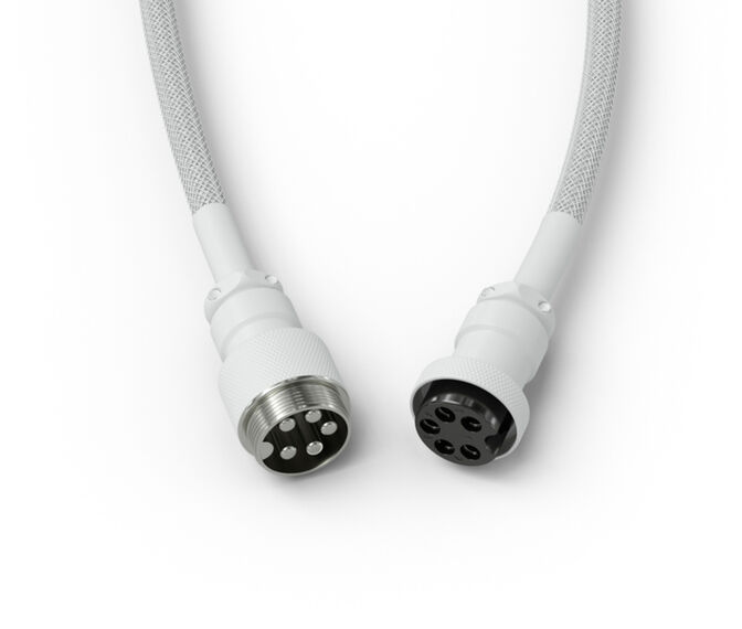 Cable Coiled Glorious - Ghost White image number 2